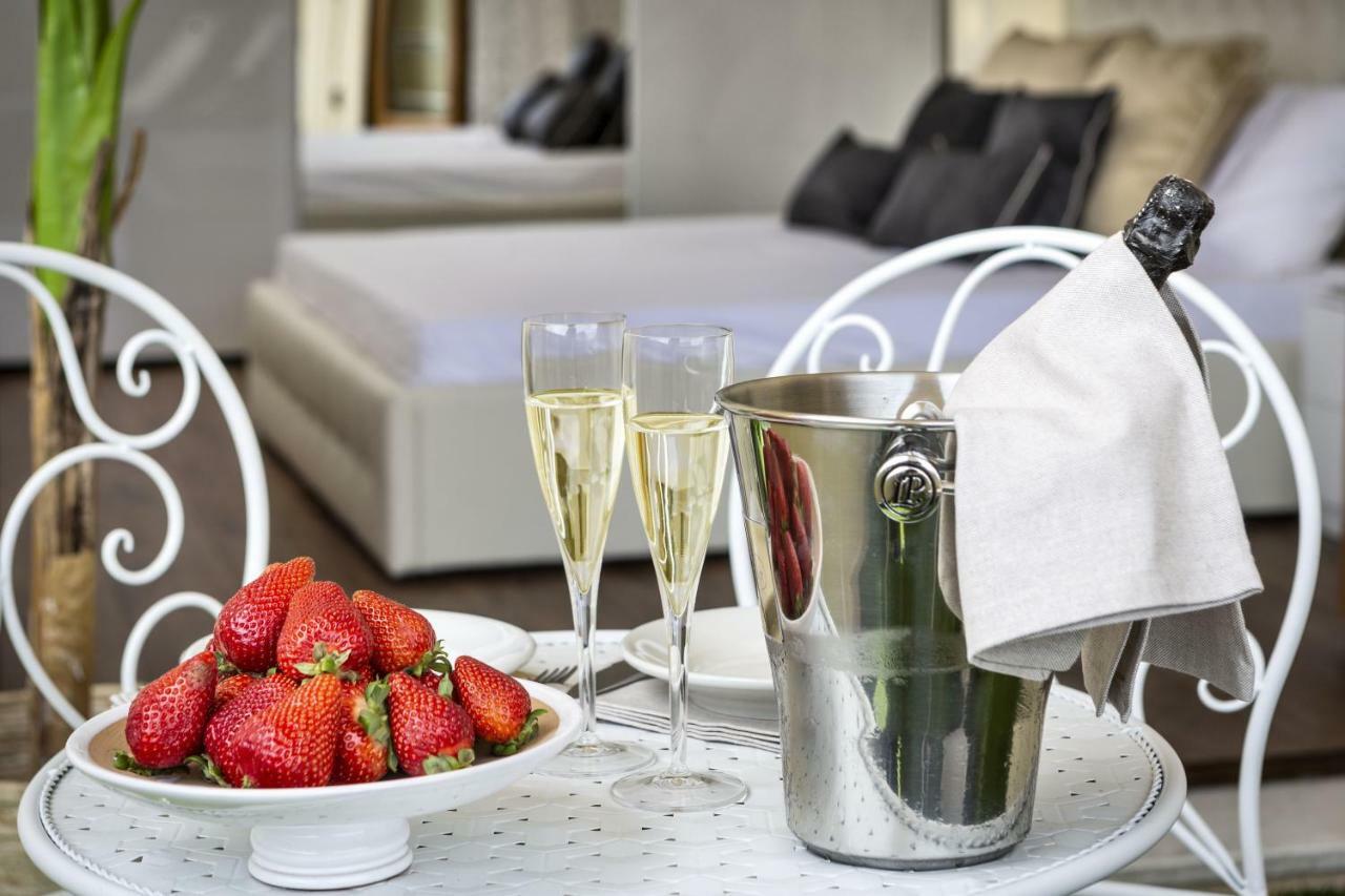אולביה Luxury Rooms & Suites מראה חיצוני תמונה
